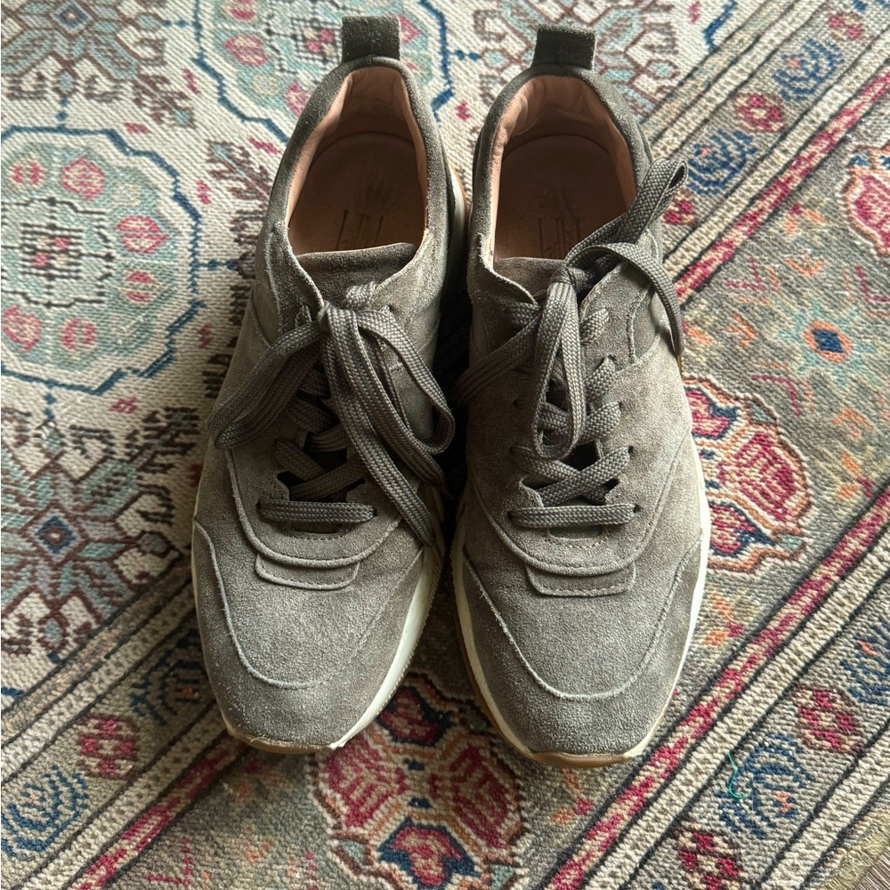 Billi Bi Suede Sneakers